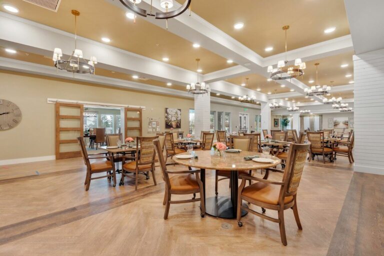 StoneCreek of Littleton | Dining room