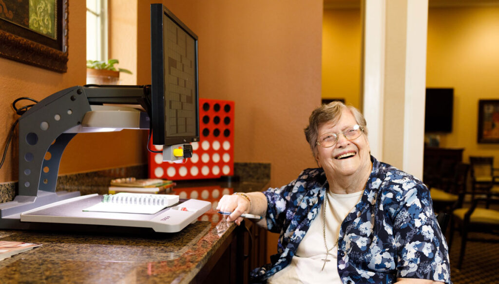 Civitas Senior Living | The Ridglea Senior Living residents enjoy fun FaceTime games.