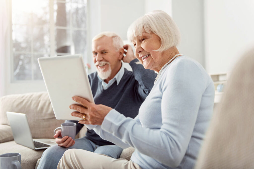 West Fork at Weatherford | Senior couple looking at tablet